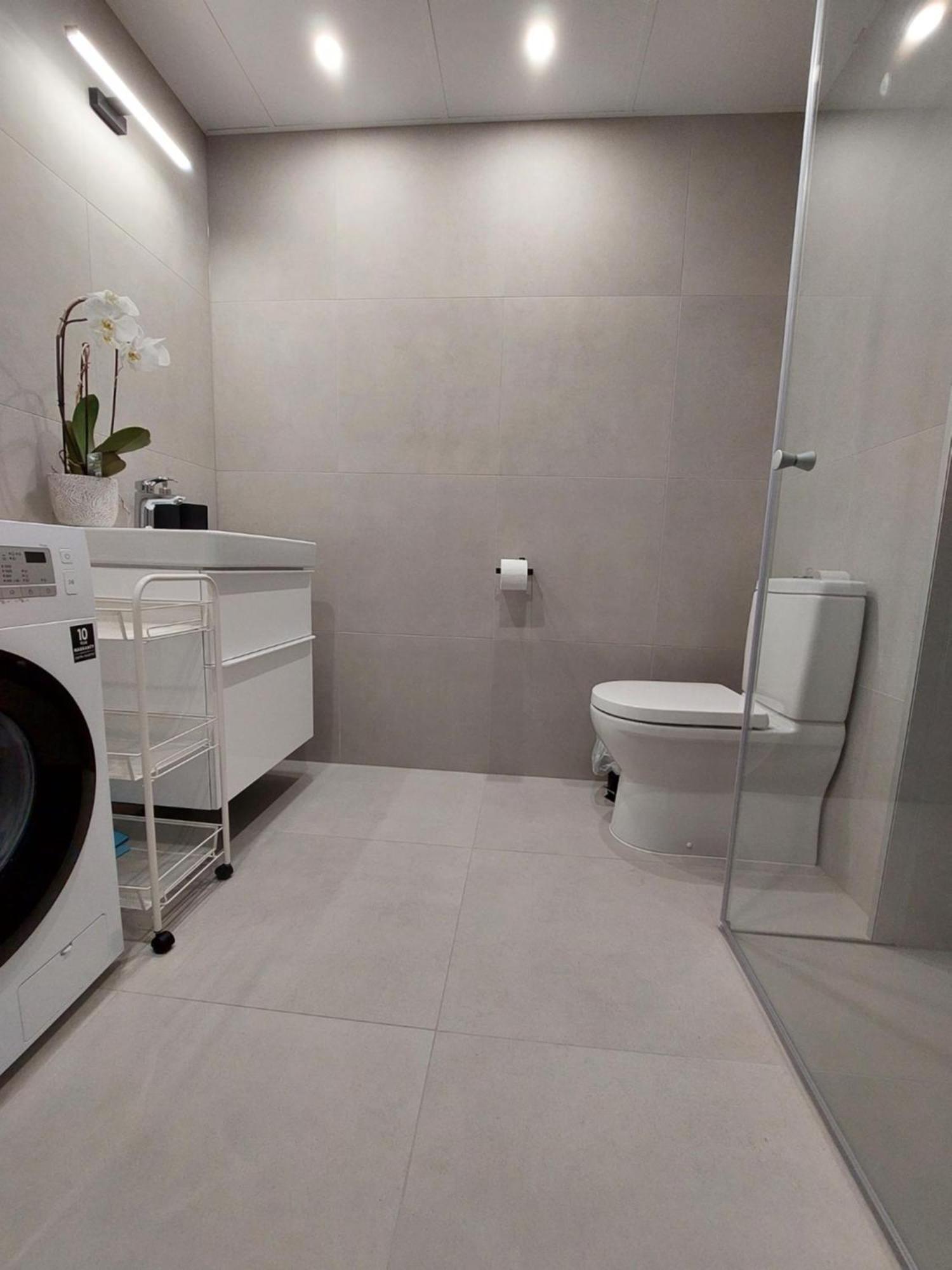 Rebase - Free Parking Apartment